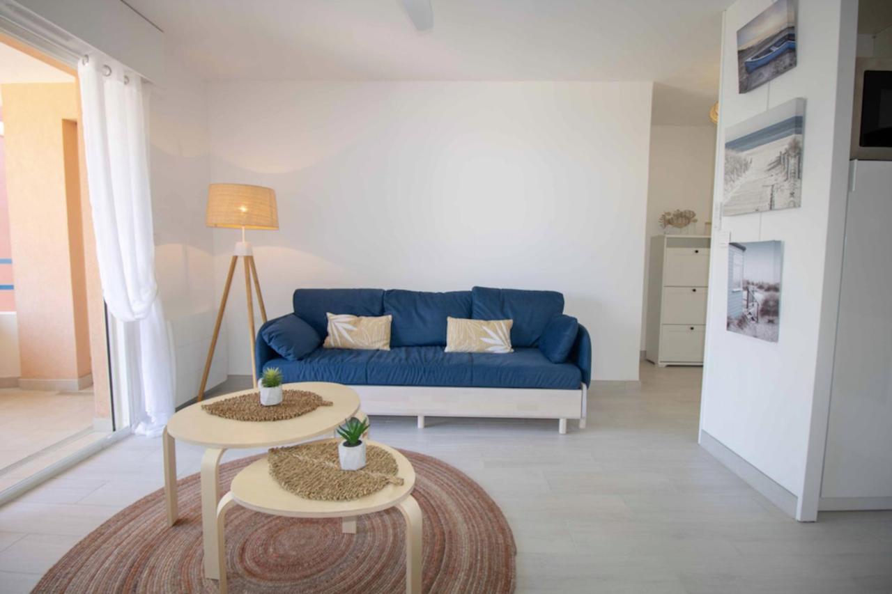 Bright Apt Of 32 M Renovated Near Town Fréjus Esterno foto