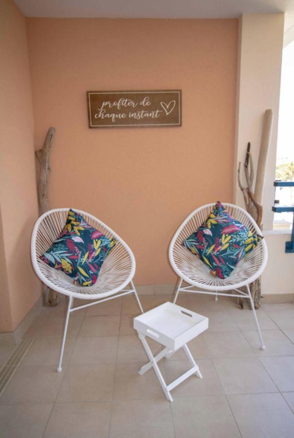 Bright Apt Of 32 M Renovated Near Town Fréjus Esterno foto